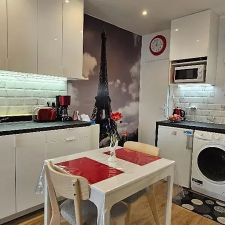 Apartment Doorman - Modern & Chic Studio In 17th *